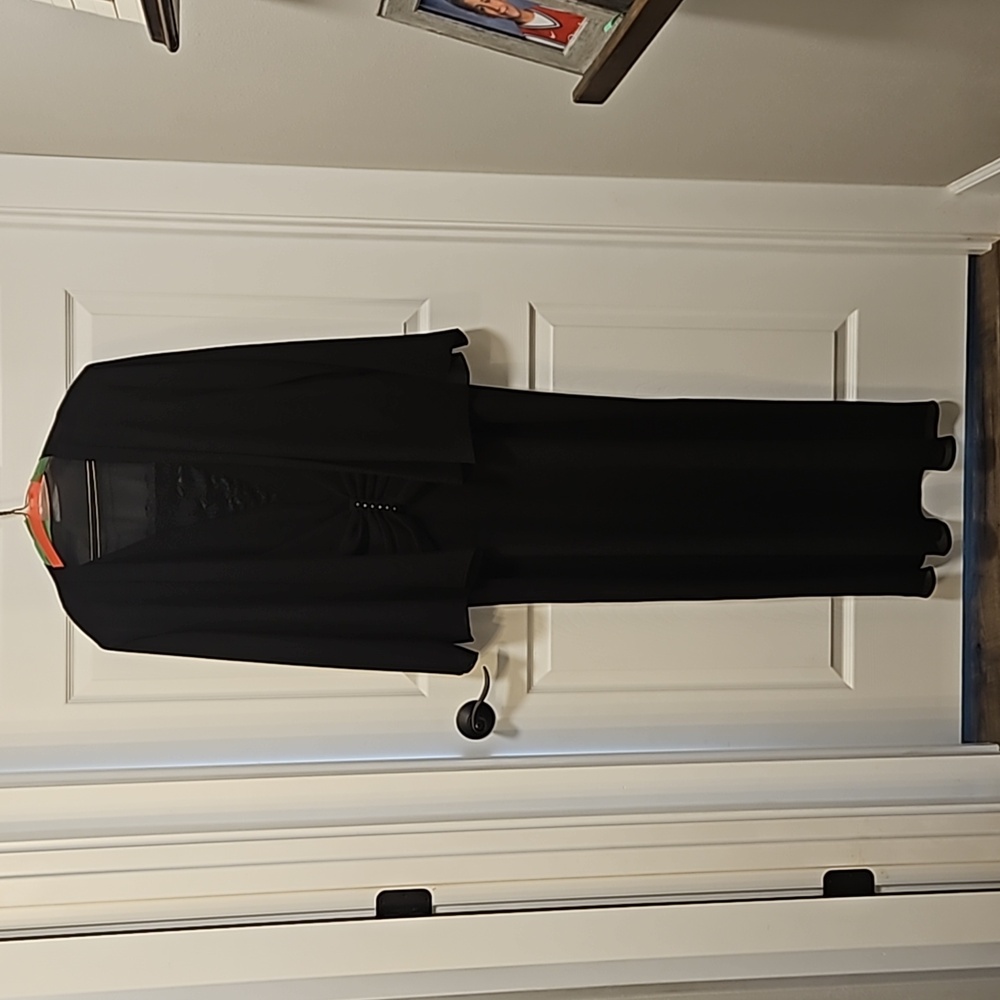 Black dress, can be formal and worn once!